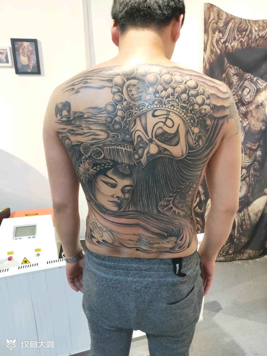 满背霸王别姬_纹身图案手稿图片_吕超的纹身作品集