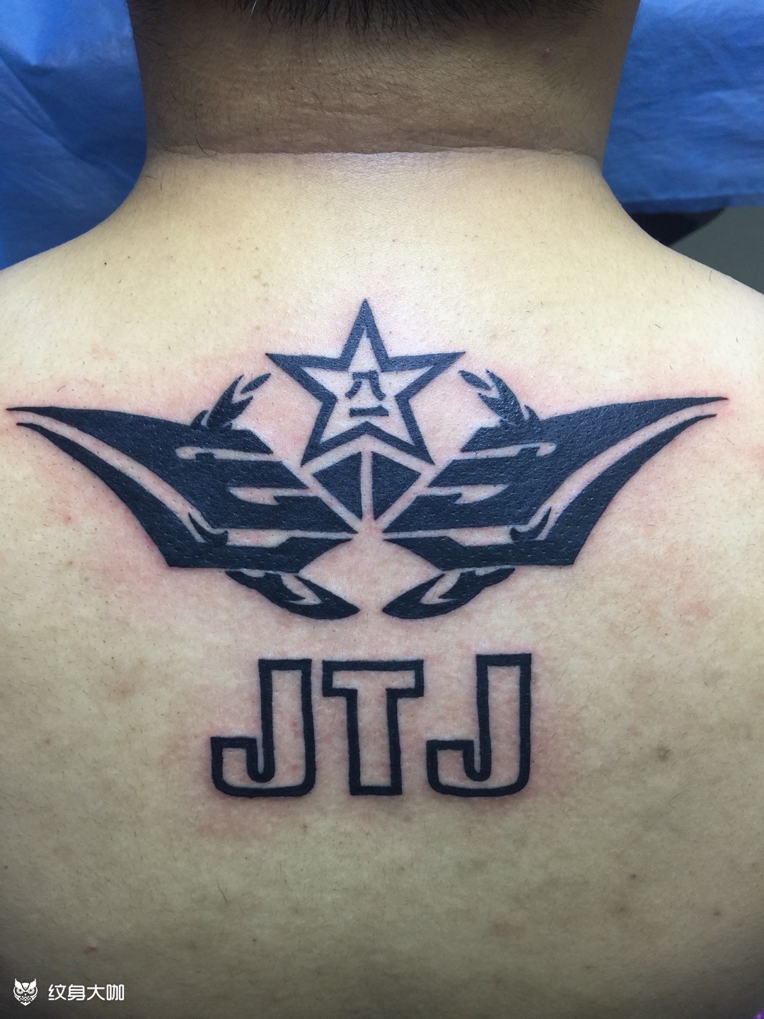 国徽_纹身图案手稿图片_王东的纹身作品集