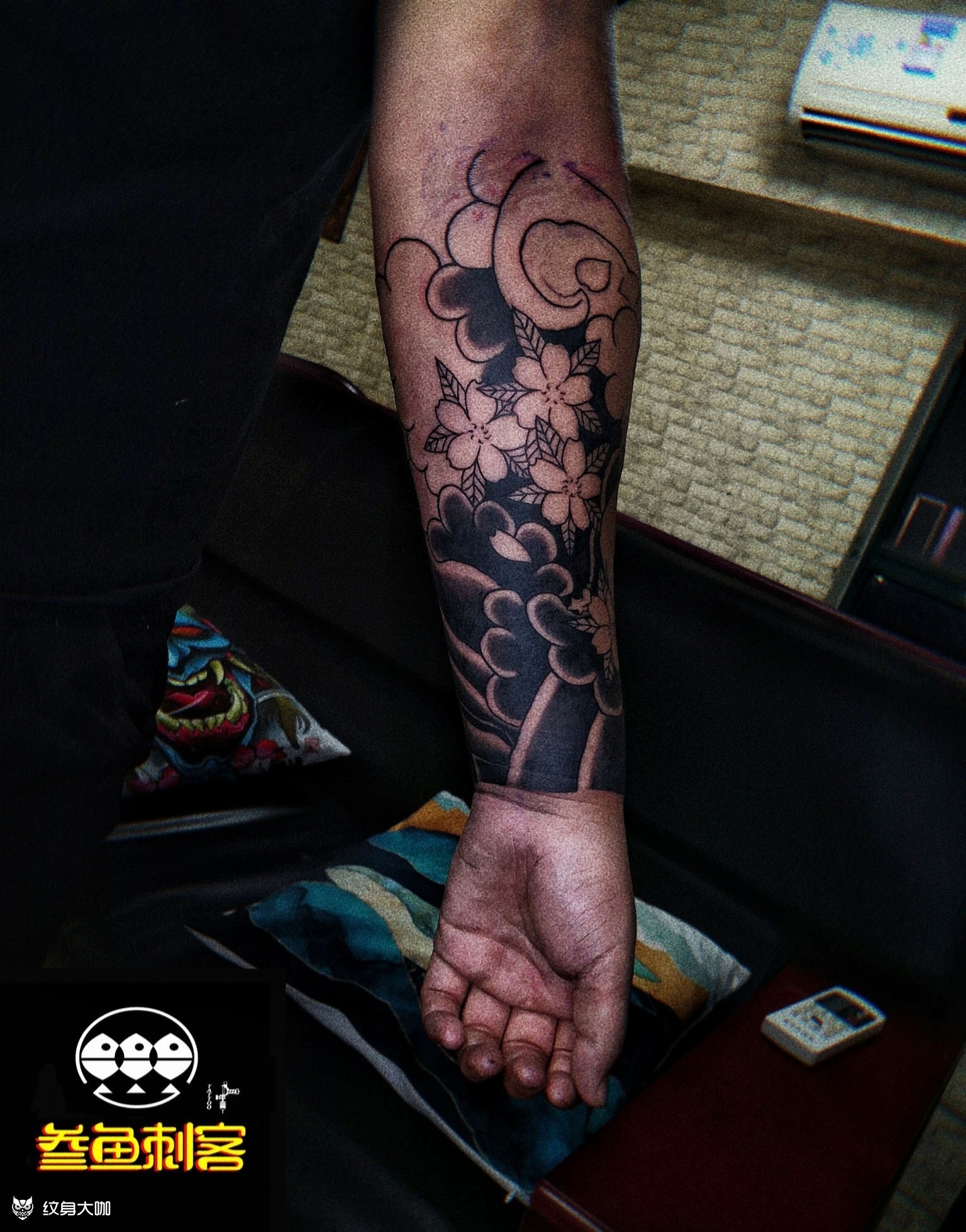 包小臂‖阿多福_纹身图案手稿图片_叁鱼刺客的纹身作品集