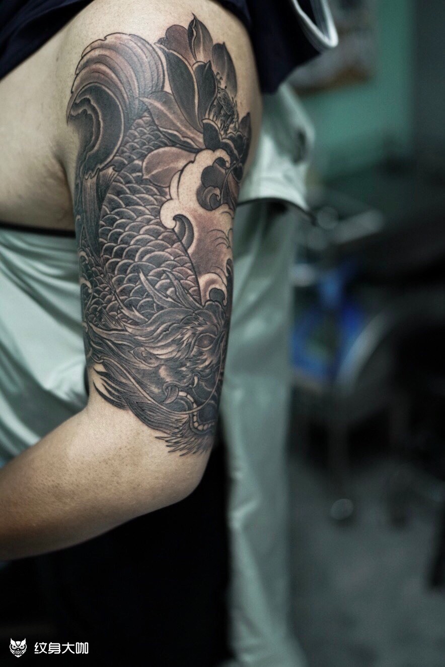 龙鱼_纹身图案手稿图片_桑田的纹身作品集