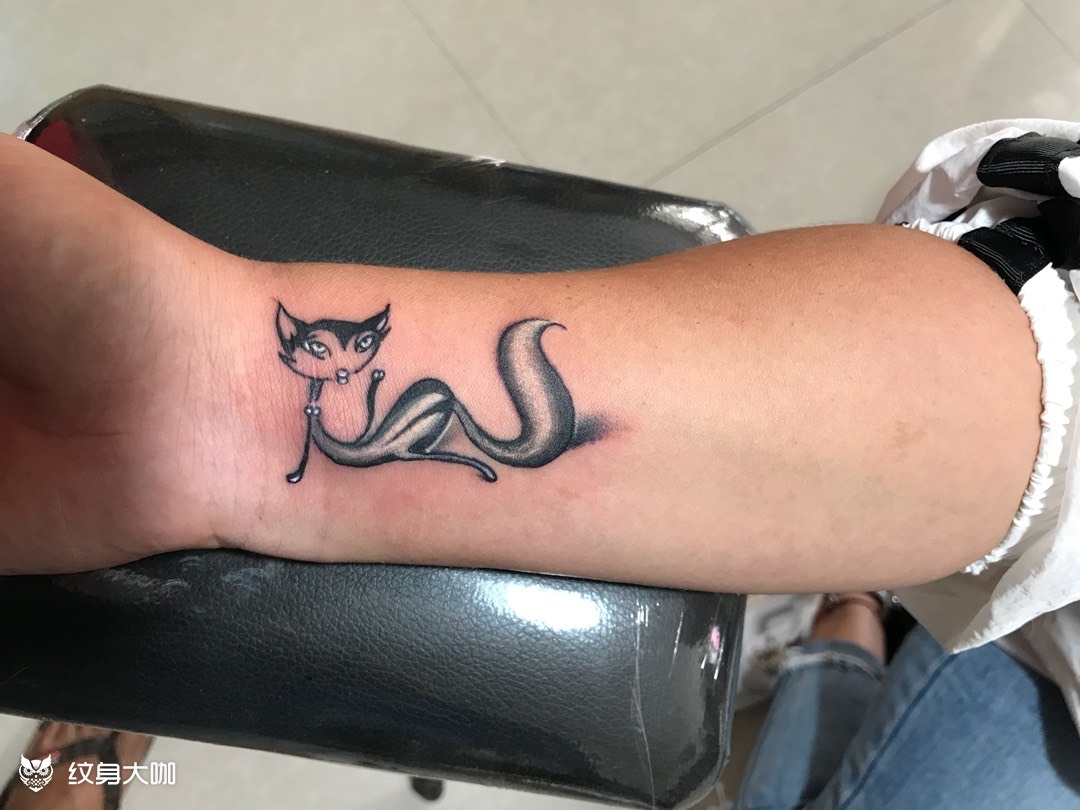 狐狸_纹身图案手稿图片_小董的纹身作品集