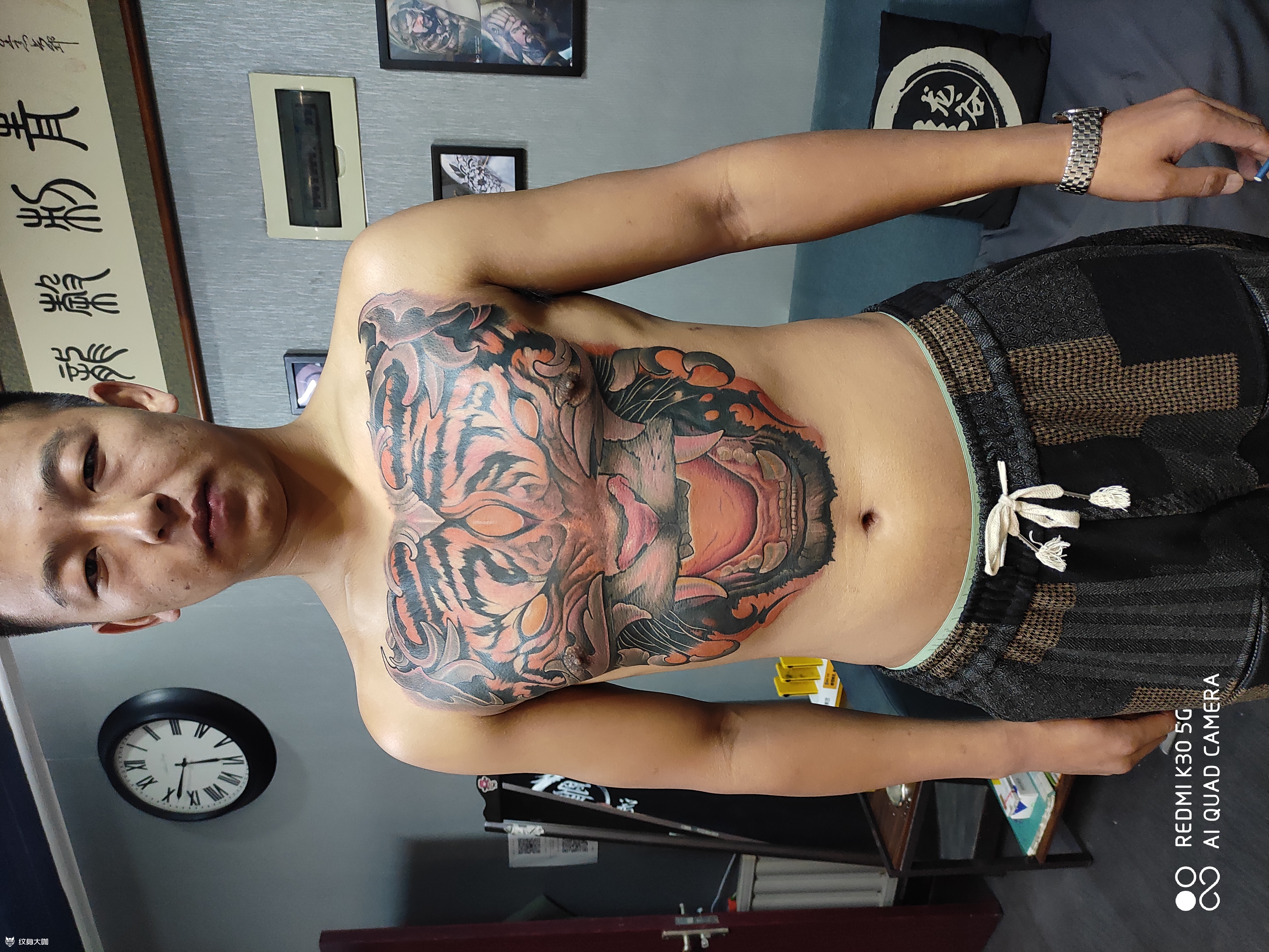 退伍军人第一时间花胸虎头在部_纹身吧社区 - 纹身大咖