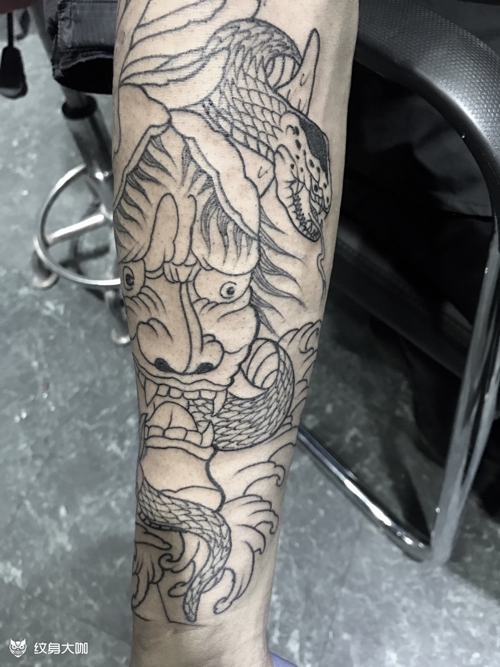 小臂 般若 蛇.初步线条_纹身图案手稿图片_雕瘾96刺青的纹身作品集