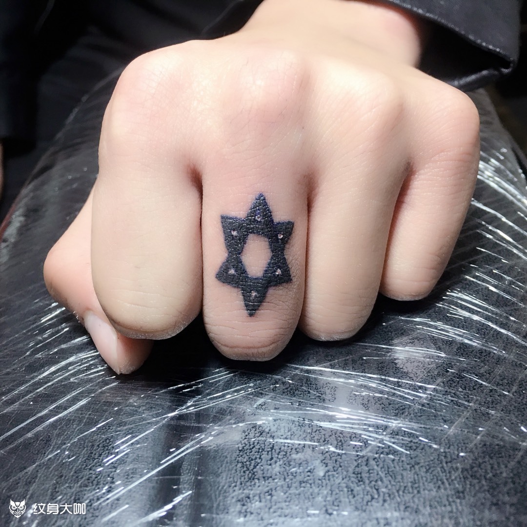 手指五角星_纹身图案手稿图片_点点的纹身作品集