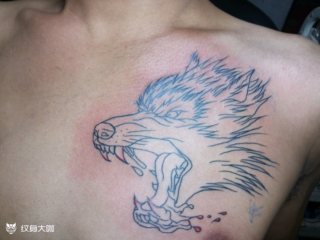男人狼头纹身图图片