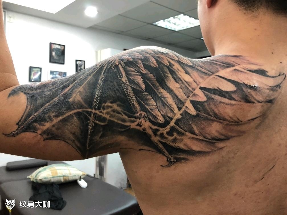 机械翅膀花臂 衔接翅膀是18_纹身吧社区 - 纹身大咖