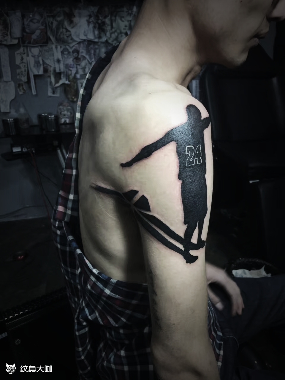 24号球迷_纹身图案手稿图片_郭忠深的纹身作品集