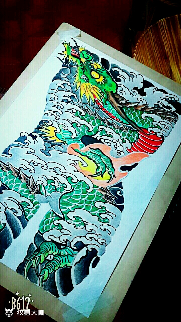 满背青龙_纹身图案手稿图片_于丰的纹身作品集