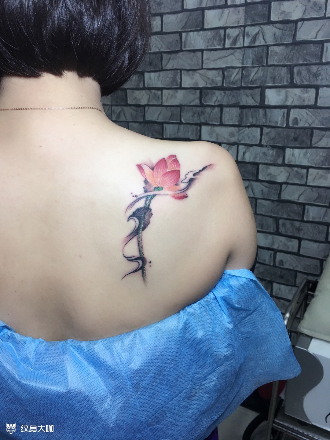 水墨荷花_纹身图案手稿图片_针艺的纹身作品集