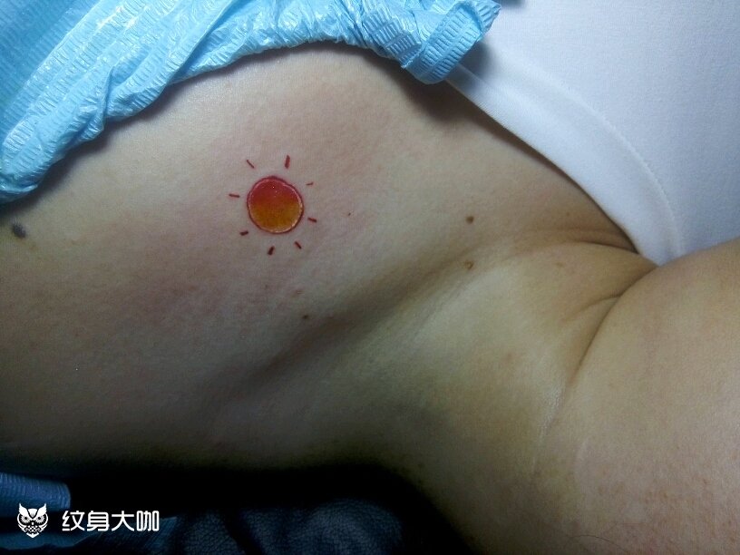 小太阳_纹身图案手稿图片_海墨纹身工作室的纹身作品集