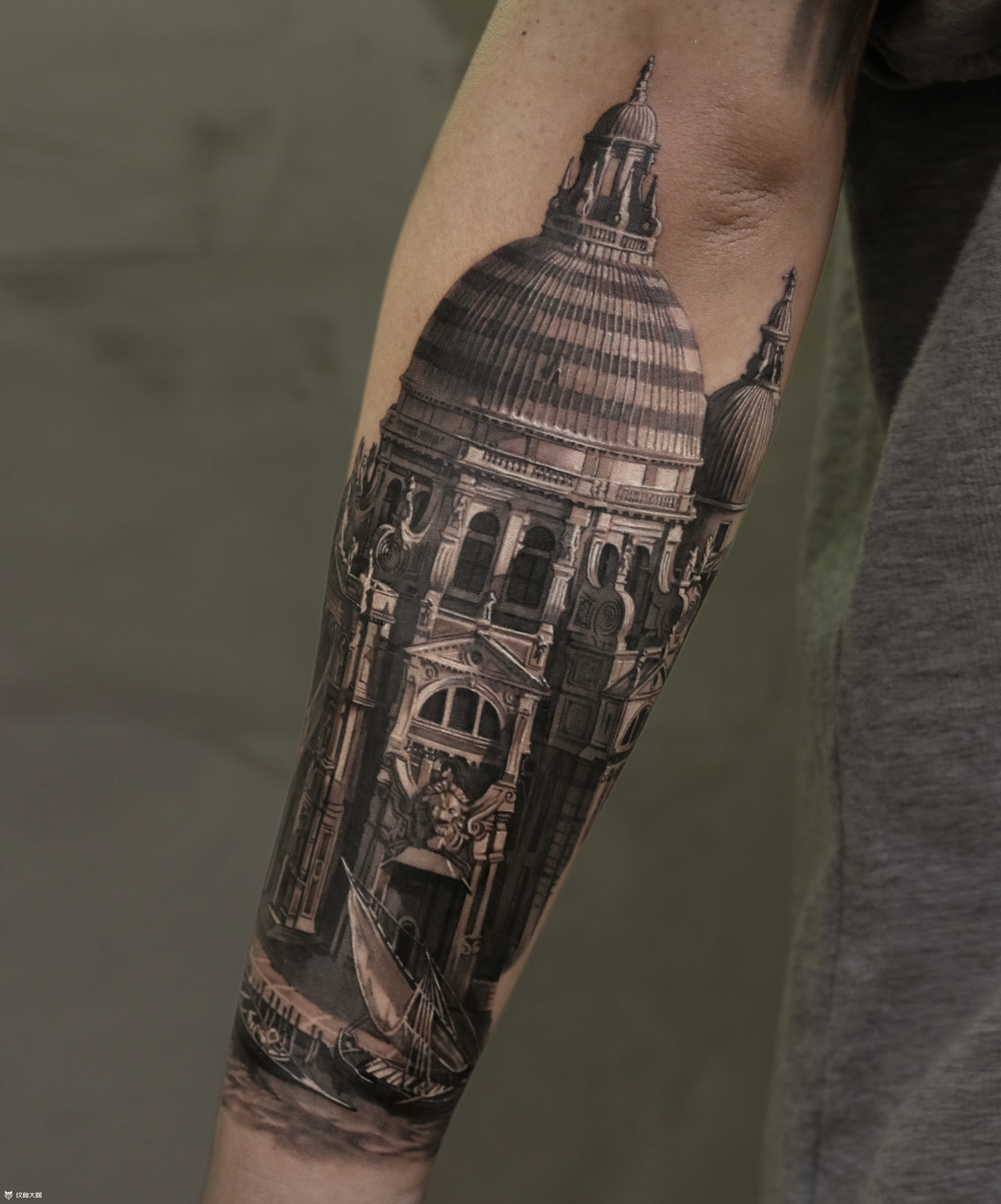 小圣西门教堂_纹身图案手稿图片_李璐victoria的纹身作品集