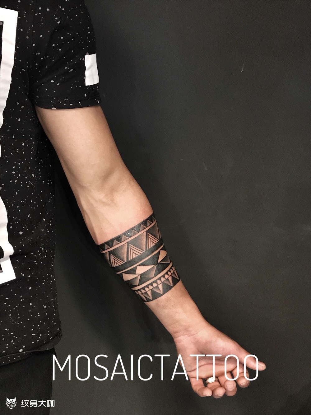 传统图腾臂环_纹身图案手稿图片_mosaicink的纹身作品集
