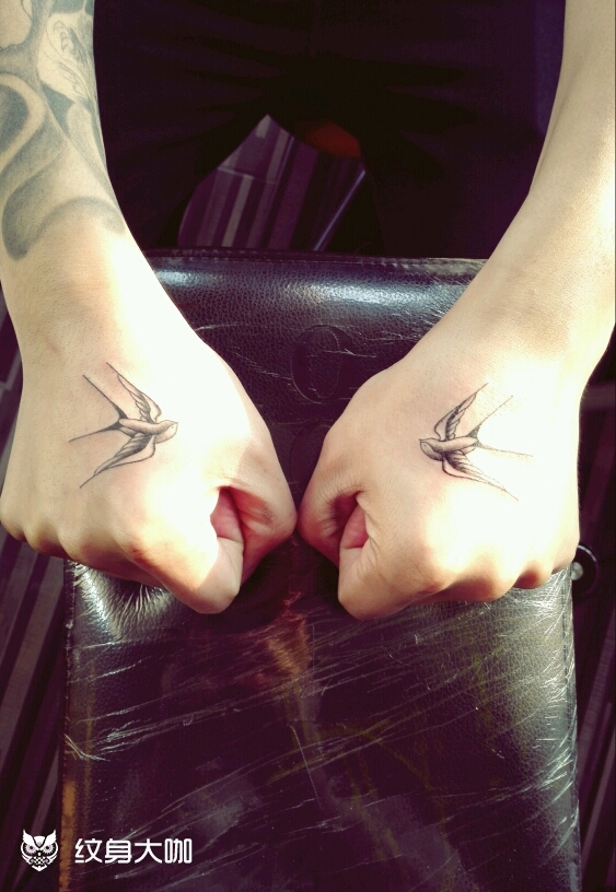 燕子_纹身图案手稿图片_墨熙刺青的纹身作品集