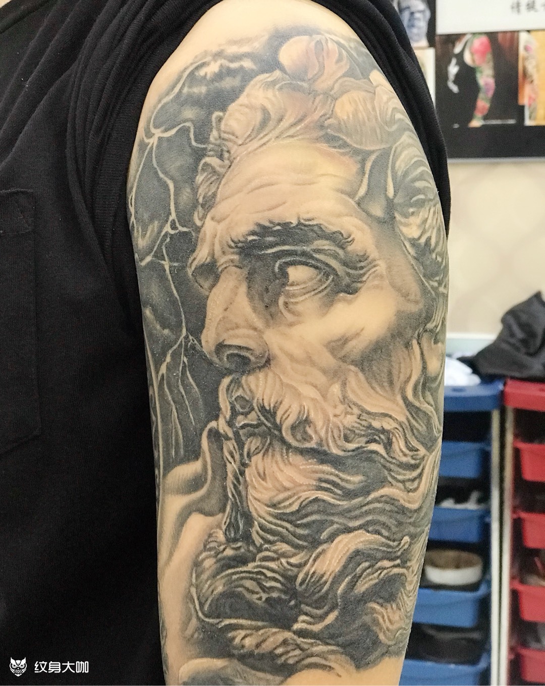 大臂波塞冬_纹身图案手稿图片_古飞的纹身作品集