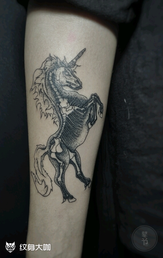 马_纹身图案手稿图片_白木的纹身作品集
