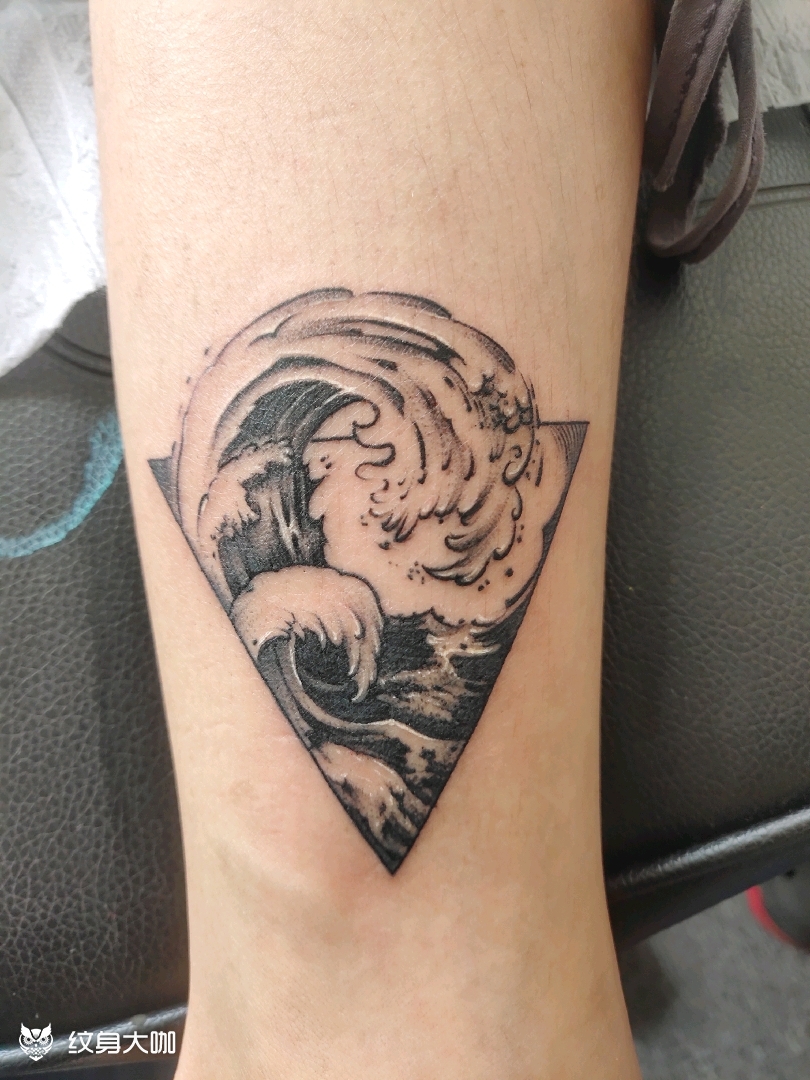 水浪_纹身图案手稿图片_jason的纹身作品集