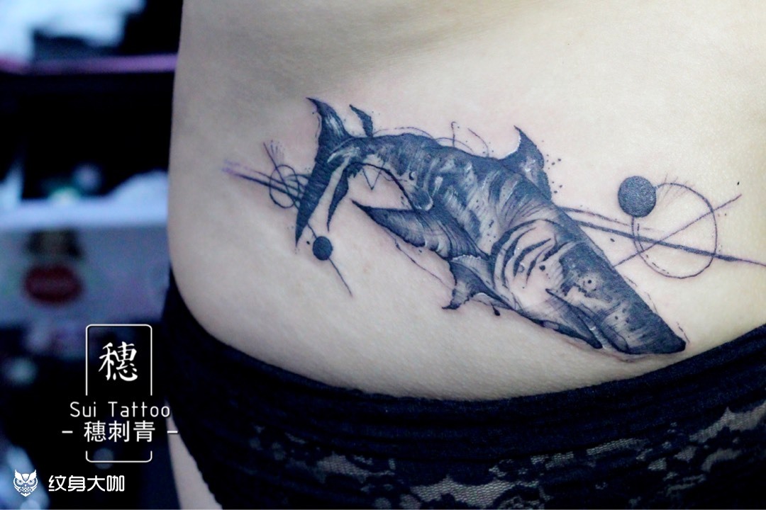 鲨鱼_纹身图案手稿图片_张点点的纹身作品集