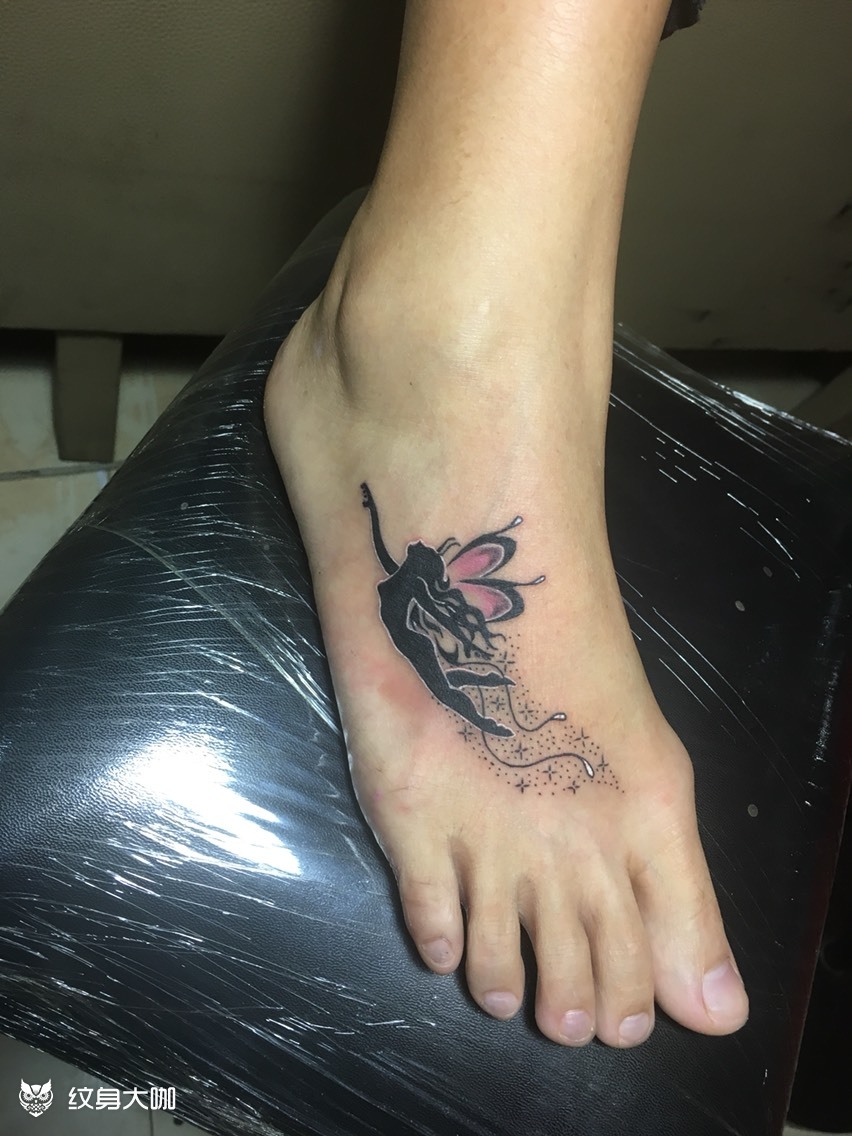 脚背小精灵_纹身图案手稿图片_魔手的纹身作品集