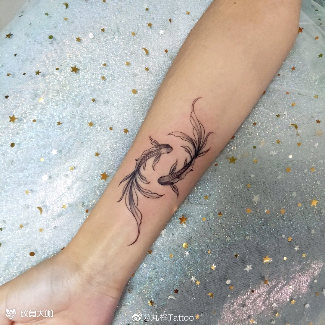 双鱼纹身_纹身图案手稿图片_丸梓的纹身作品集