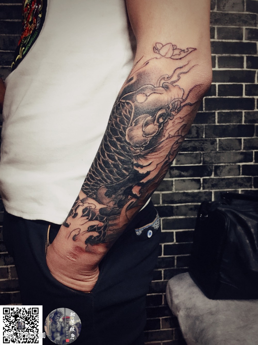 鲤鱼遮盖_纹身图案手稿图片_李晓的纹身作品集