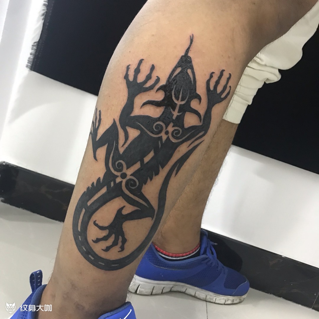 小腿壁虎_纹身图案手稿图片_雕木的纹身作品集