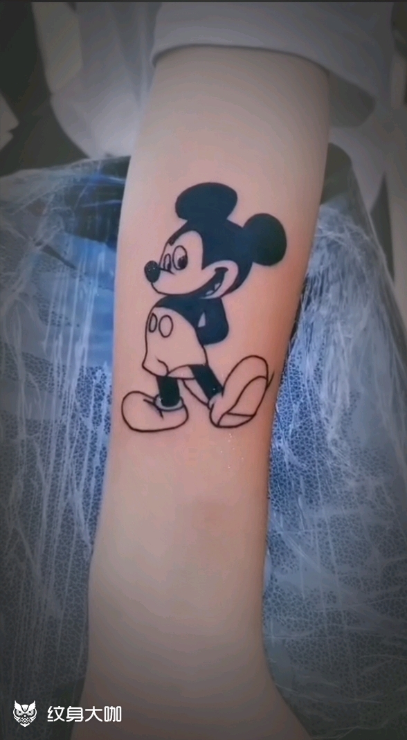 米老鼠9999_纹身图案手稿图片_潮牌文身文化的纹身作品集