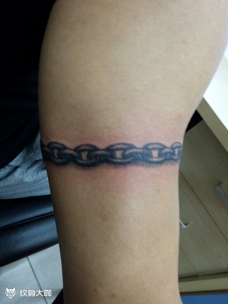 铁链臂环_纹身图案手稿图片_李湘的纹身作品集