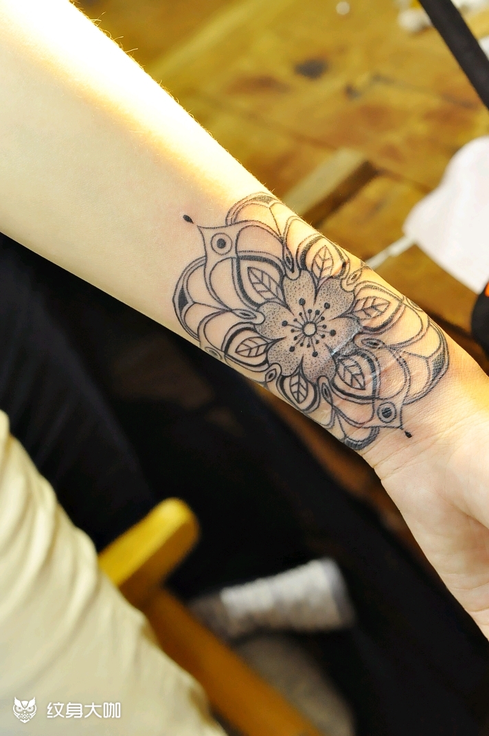 疤痕遮盖,梵花_纹身图案手稿图片_杨旖旎的纹身作品集