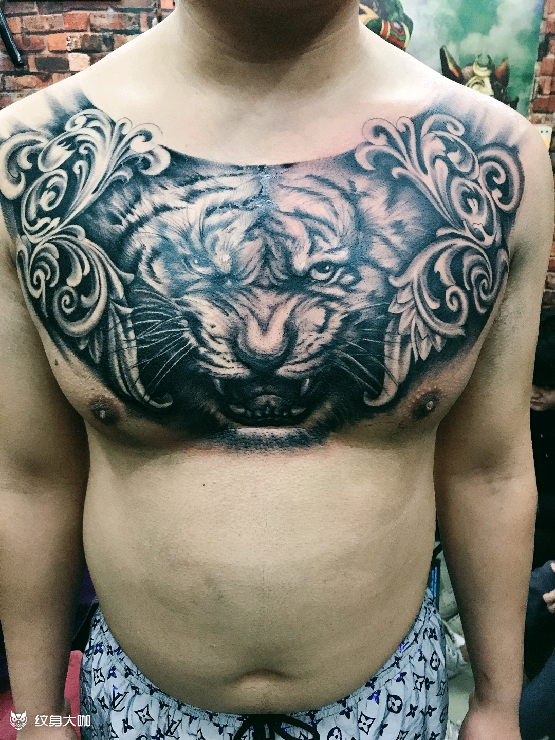 花胸_纹身图案手稿图片_黄卫祥的纹身作品集