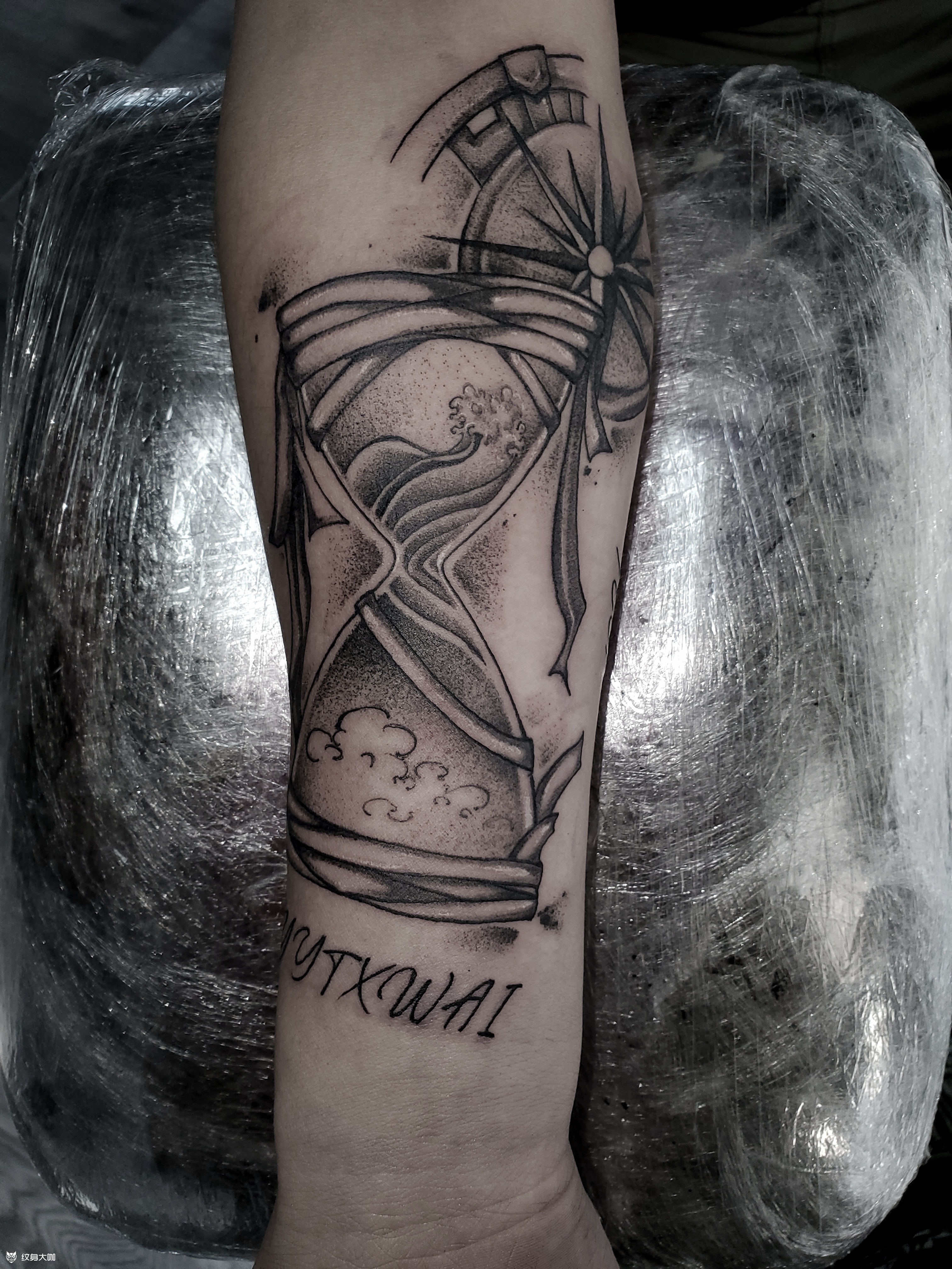 原创沙漏_纹身图案手稿图片_黯黯的纹身作品集