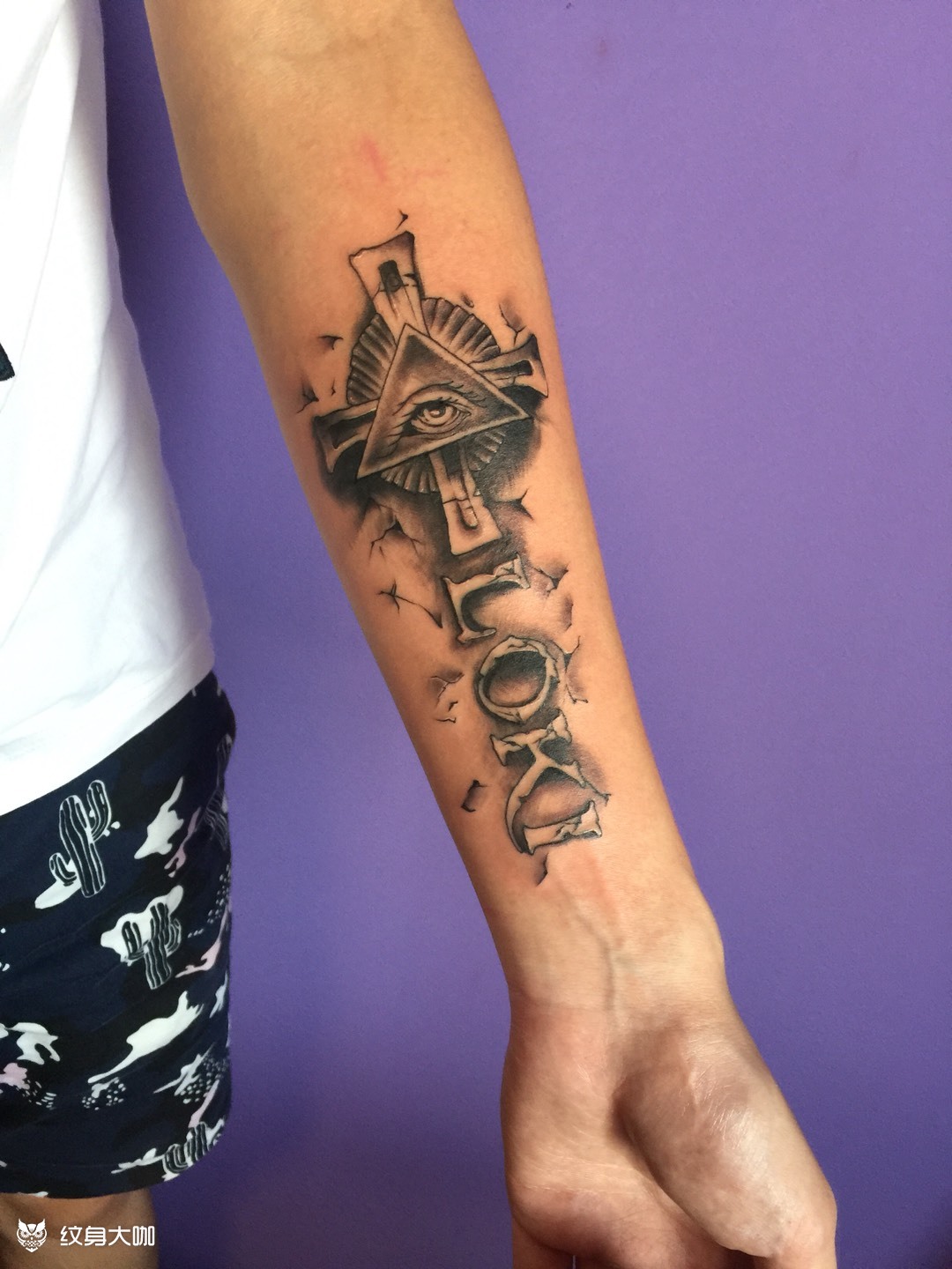 三角眼_纹身图案手稿图片_柴进的纹身作品集