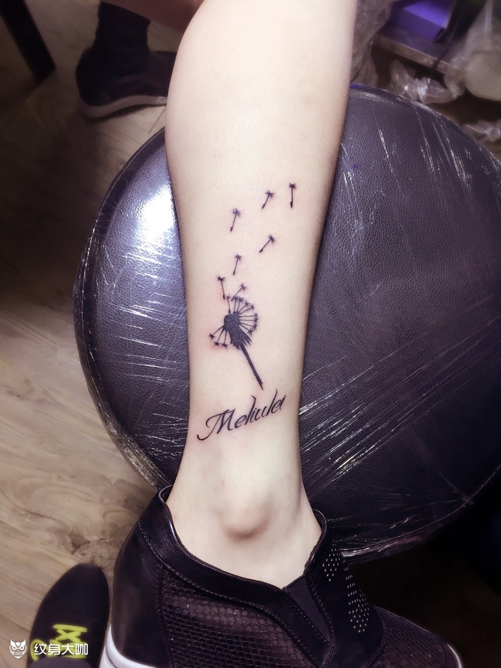 蒲公英加字母_纹身图案手稿图片_影子的纹身作品集