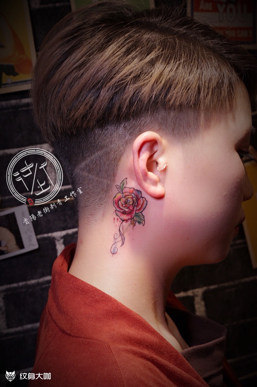 耳背水彩小花_纹身图案手稿图片_老街-翔子的纹身作品集