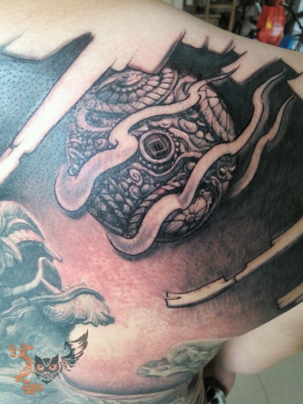 石龙戏天珠_纹身图案手稿图片_臧义年的纹身作品集