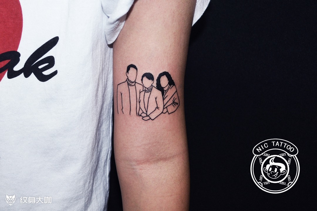 全家福线条_纹身图案手稿图片_彤的纹身作品集
