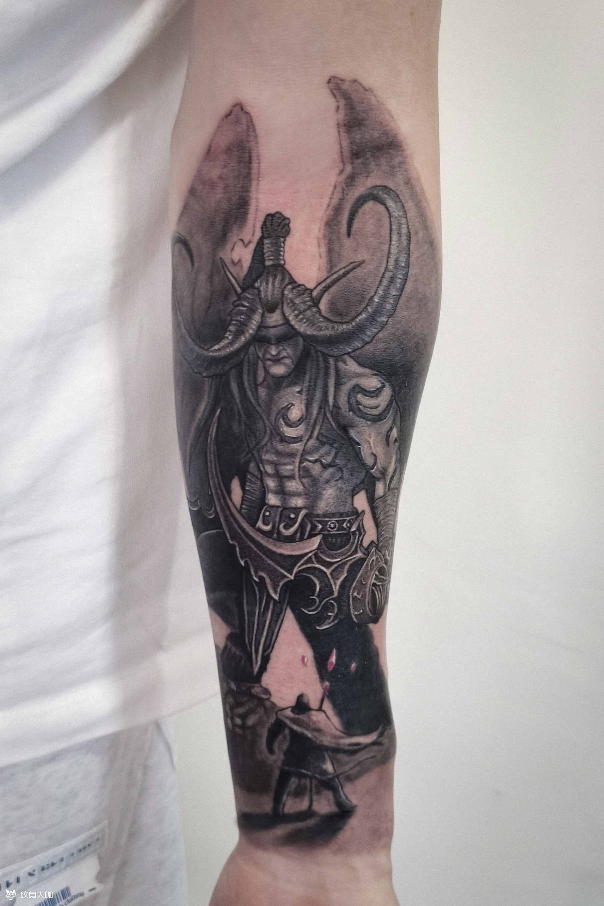 魔兽世界恶魔猎手伊利丹_纹身图案手稿图片_嘉诚的纹身作品集