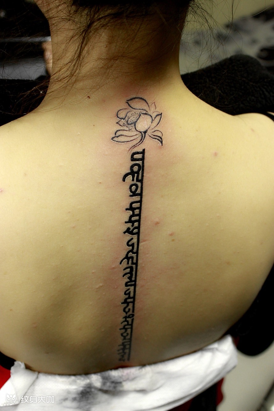 梵文莲花_纹身图案手稿图片_阿龙的纹身作品集