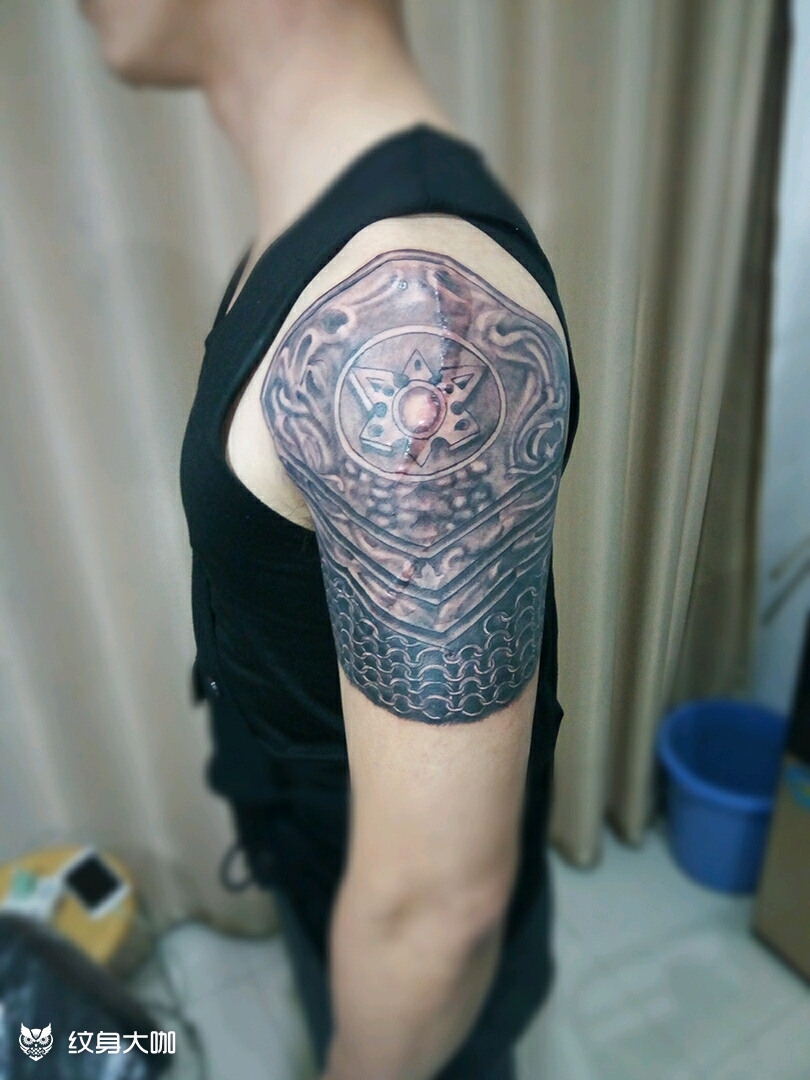 链甲遮盖瘢痕_纹身图案手稿图片_雕青坊的纹身作品集