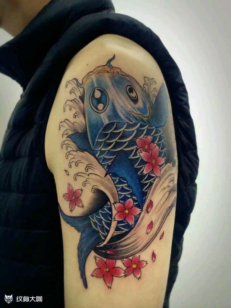 纹身鱼图案手臂霸气图片