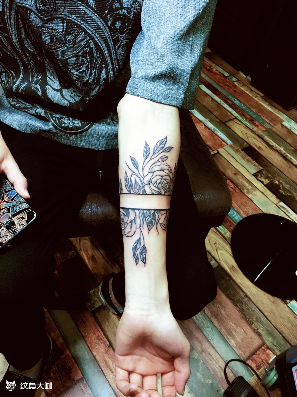 臂环_纹身图案手稿图片_朱训东的纹身作品集