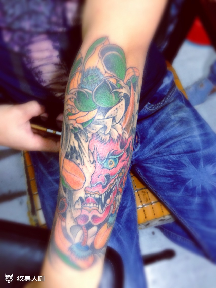 作品简介:专业纹身:13950695361 今年三月份的黑白小手臂般若;今天来