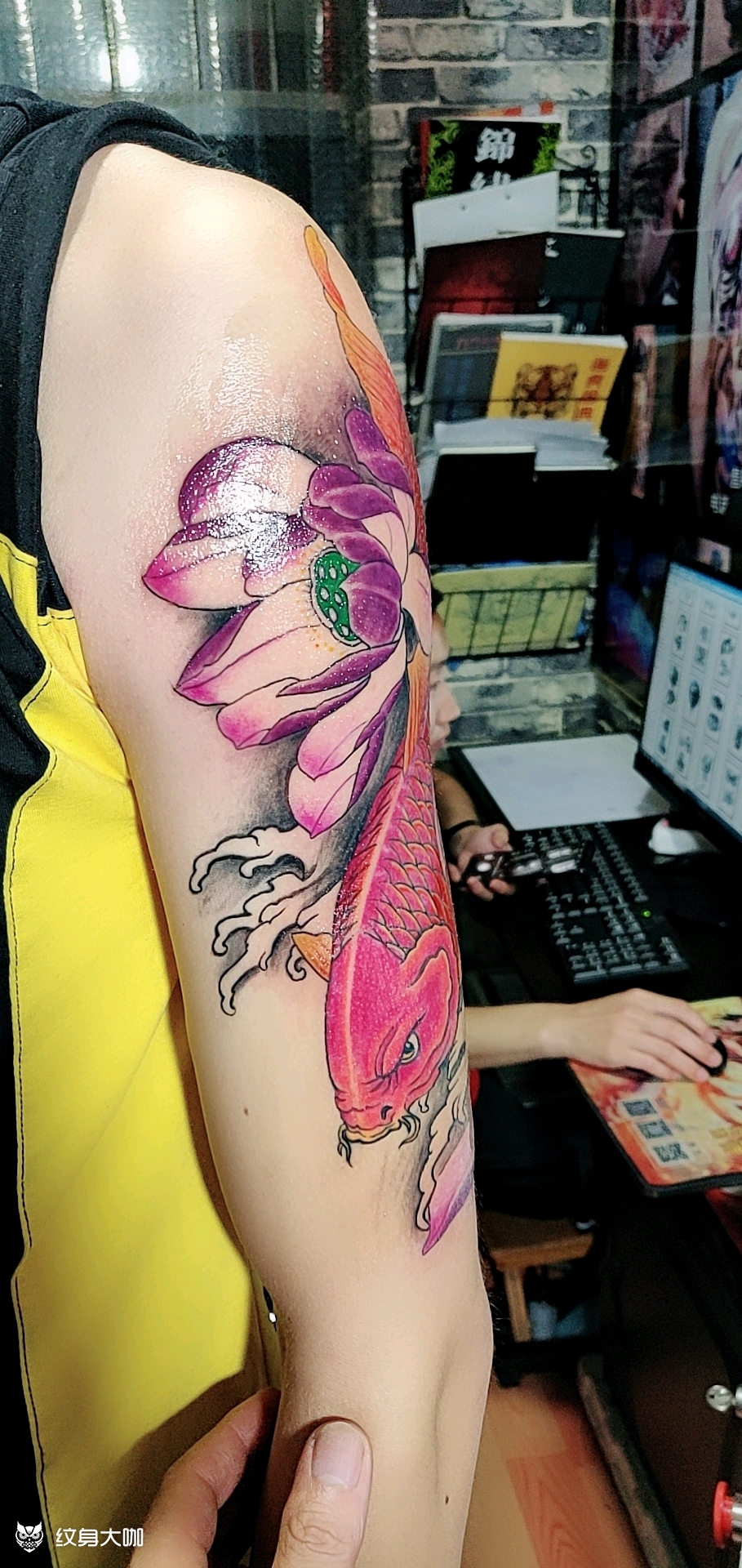 招财的代表鲤鱼_纹身图案手稿图片_大帅的纹身作品集