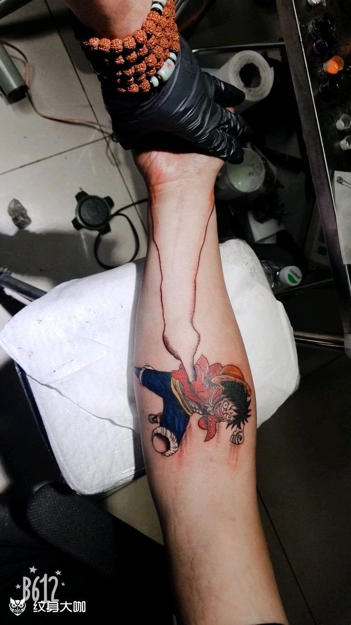 路飞,神拳._纹身图案手稿图片_刘国栋的纹身作品集