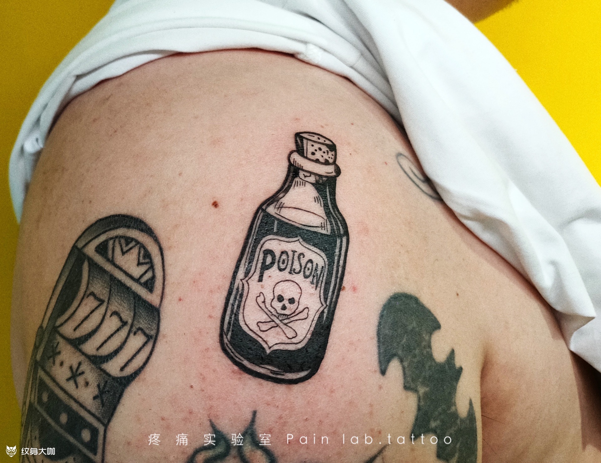 酒瓶_纹身图案手稿图片_阿布的纹身作品集