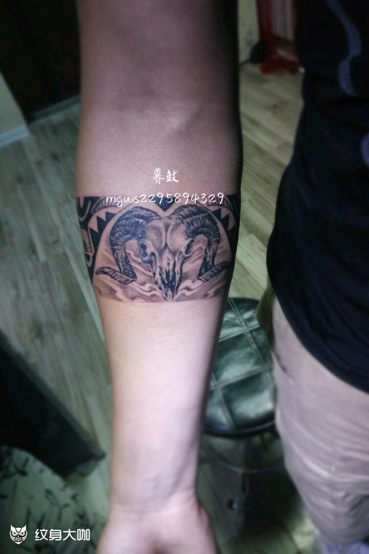 九哥的原创臂环_纹身图案手稿图片_志勇的纹身作品集