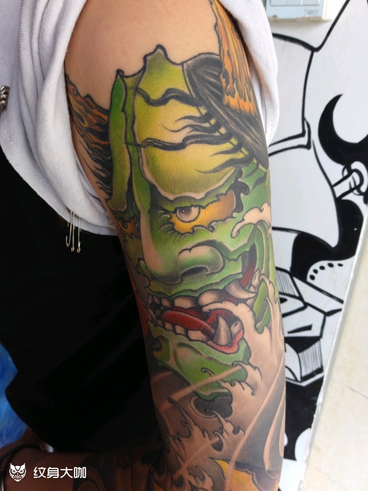 花臂七分臂传统彩色般若