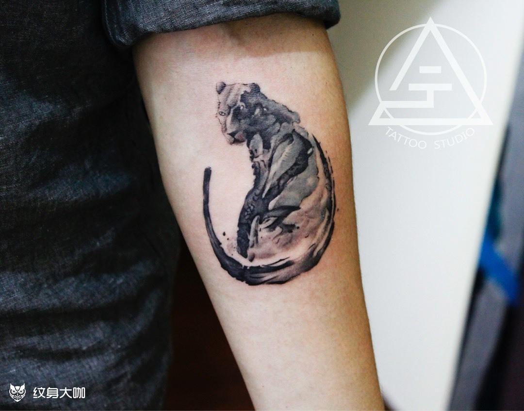 夏日清新小黑豹_纹身图案手稿图片_tattoo铭的纹身作品集