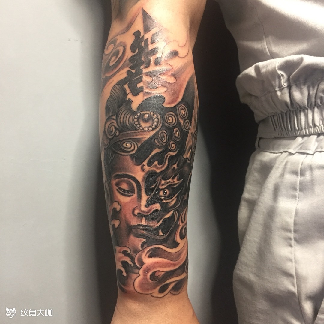 小臂善惡_紋身圖案手稿圖片_武強-道義tattoo的紋身作品集