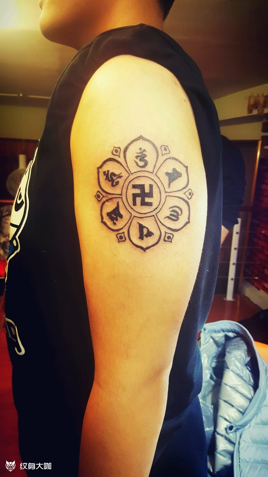 六字真言万字符_纹身图案手稿图片_ 汪秉昌的纹身作品集