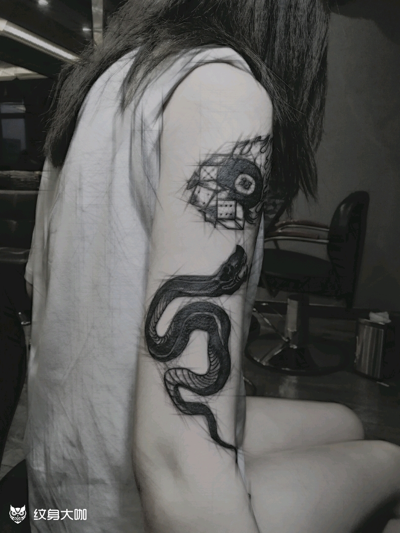 暗黑蛇,暗黑台球_纹身图案手稿图片_凶首的纹身作品集